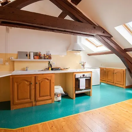 Appartement Ravissant Logement à Proximité De La Gare De