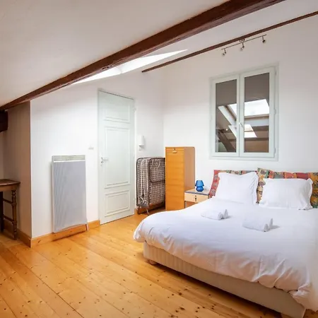 Ravissant Logement à Proximité De La Gare De *